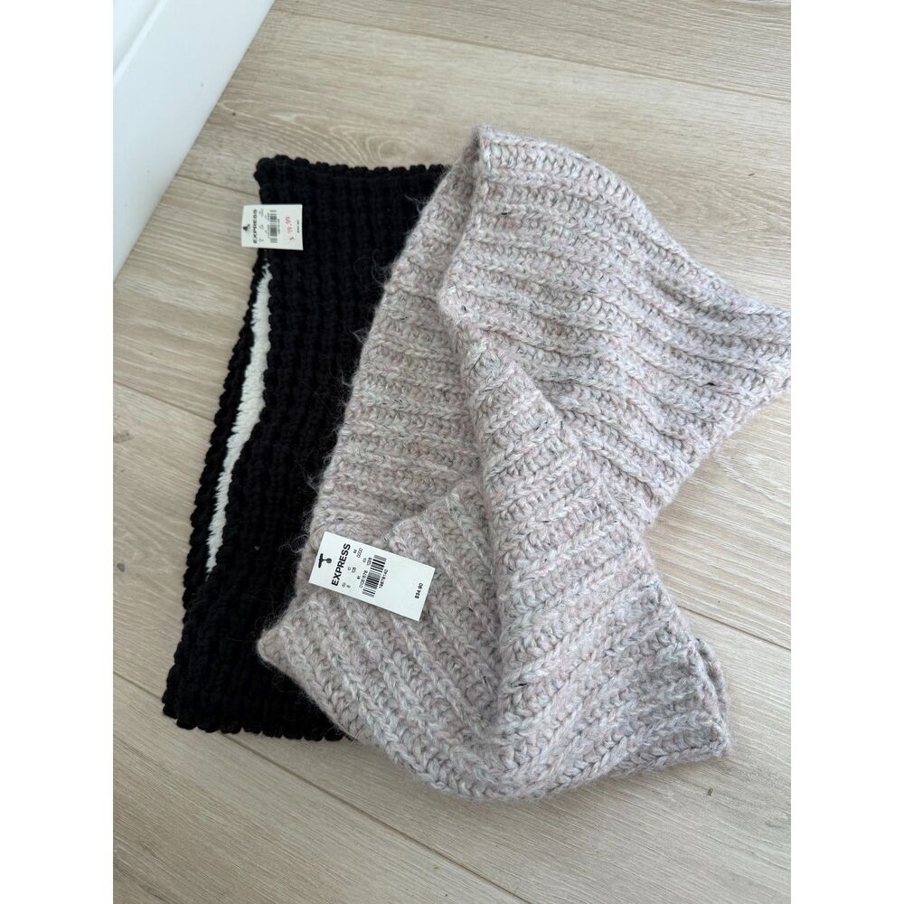 Express NWT Chunky Ribbed Knit Cowl Neck Warmer Scarf 2 Pack